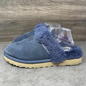 UGG Cluggette Slippers Womens Size 8 Slide Blue Fur Suede